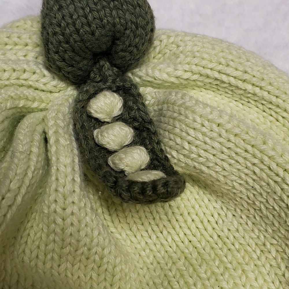 Adorable Green Knit Kids Beanie Size 12-18m - Picture 2 of 7